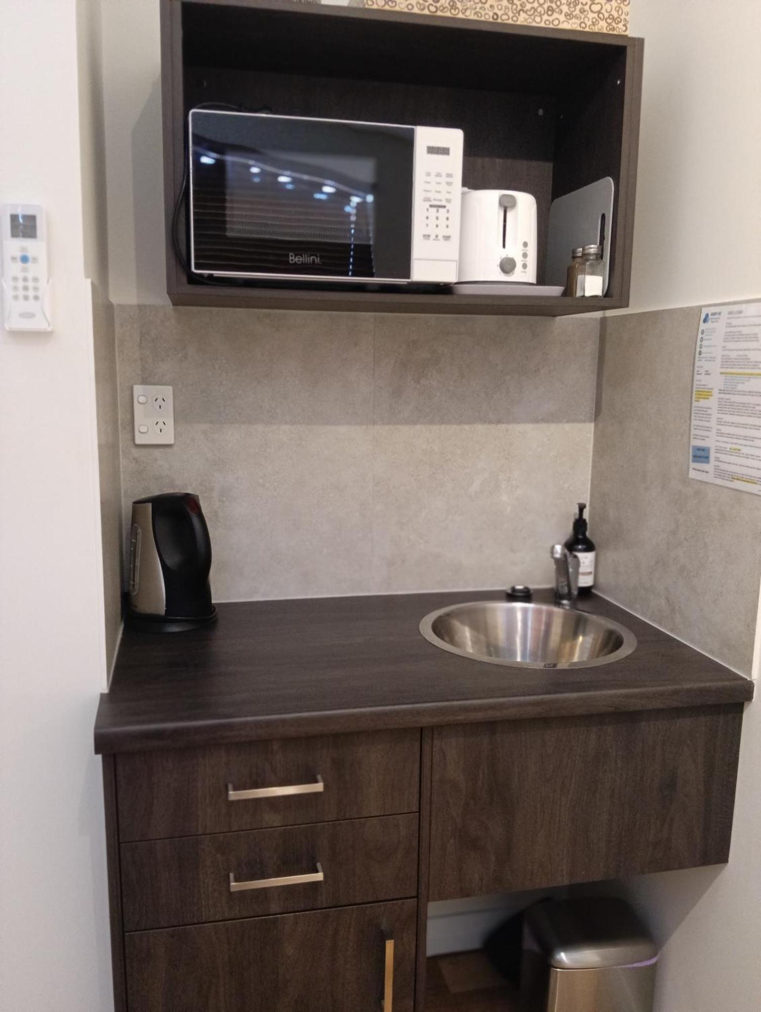 Dunsborough Apartments & Suites Экстерьер фото
