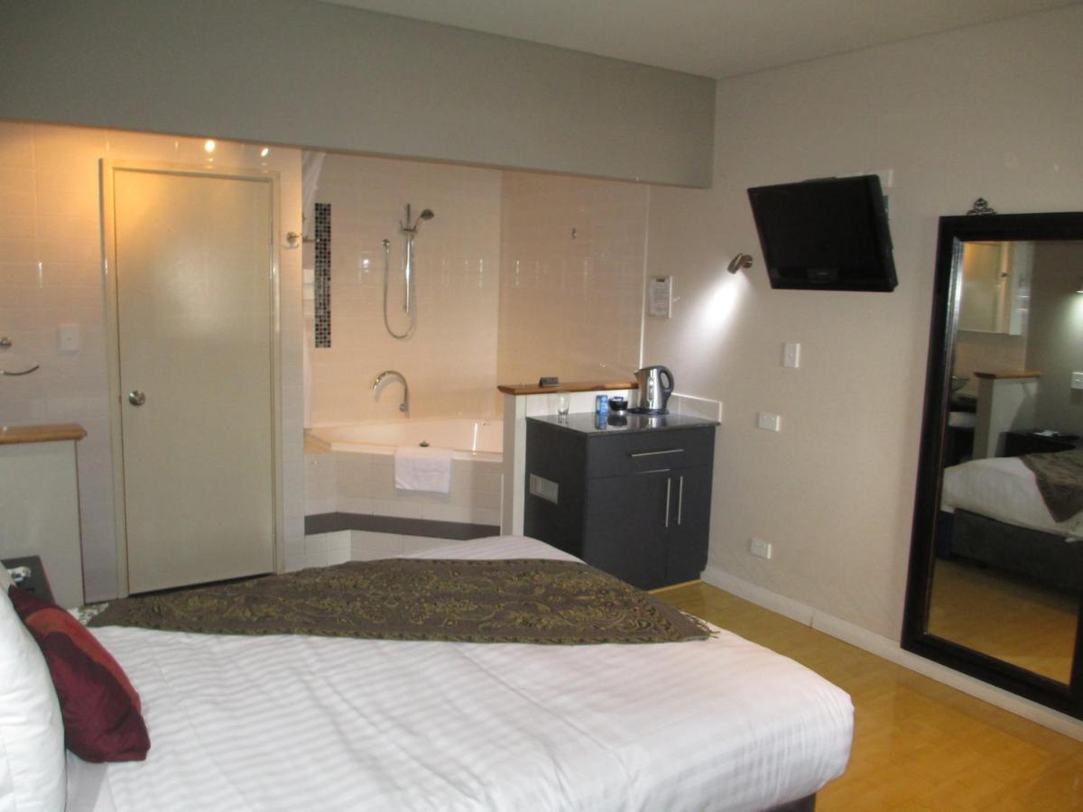 Dunsborough Apartments & Suites Экстерьер фото